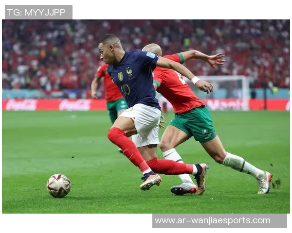 全球最瘦足球球星盘点 谁是绿茵场上的轻量级之王 全球最瘦足球球星盘点 谁是绿茵场上的轻量级之王