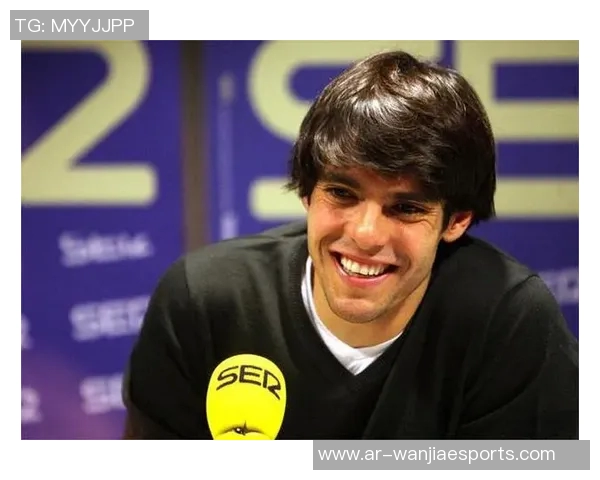 卡卡童年时期的珍贵照片展现了他足球梦的起点与成长轨迹